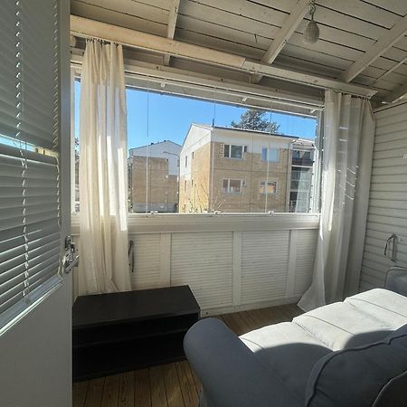 Private Rooms Near Metro, Free Parking,Direct Bus From Airport Helsinki Zewnętrze zdjęcie